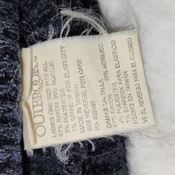 ASSORTMENT OF  GLOVES FOR FAMILY AND FRIENDS 🧡 - Picture 2 of 8